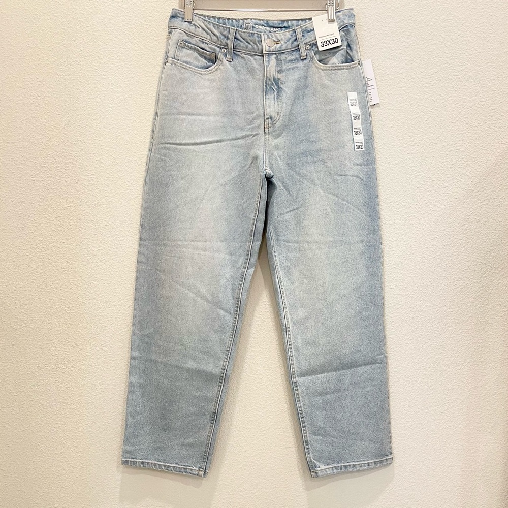 NWT! ORIGINAL USE Men’s Light Wash Relaxed Straight Jeans!
